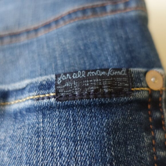 7 for all Mankind High Waist Cropped Straight Jeans 28 - Picture 15 of 16